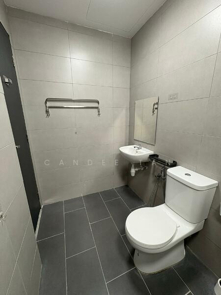 Servis Apartment untuk Disewa di EDUSENTRAL - Candee Tan - Bathroom - PropertyGuru.com.my
