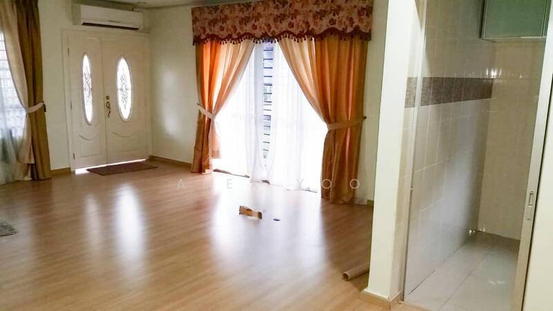 2-storey Terraced House for Sale in Taman Sri Gombak (Gombak) - Alex Yoo - Living Room - PropertyGuru.com.my