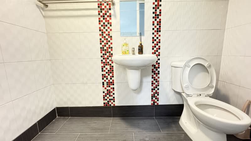 Office for Rent in Subang Jaya (Selangor) - Amelie Tan - Bathroom - PropertyGuru.com.my