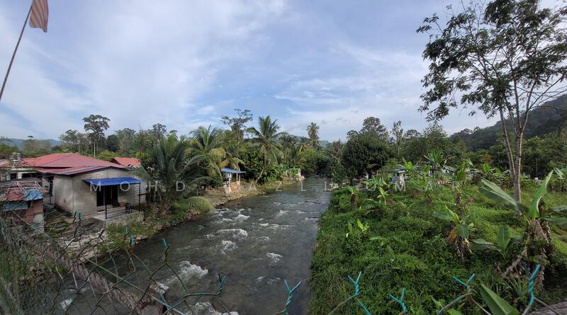 Tapak Asal4 Sebelah Sungai