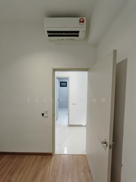 Servis Apartment untuk Disewa di Residensi Ava @ Kiara Bay - Evelyn Ong - Bedroom - PropertyGuru.com.my