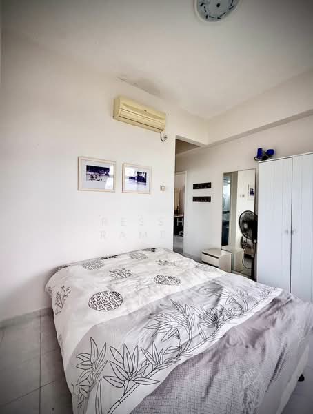 Kondominium untuk Dijual di Eden Seaview Condominium - Ressha Ramesh - Bedroom - PropertyGuru.com.my