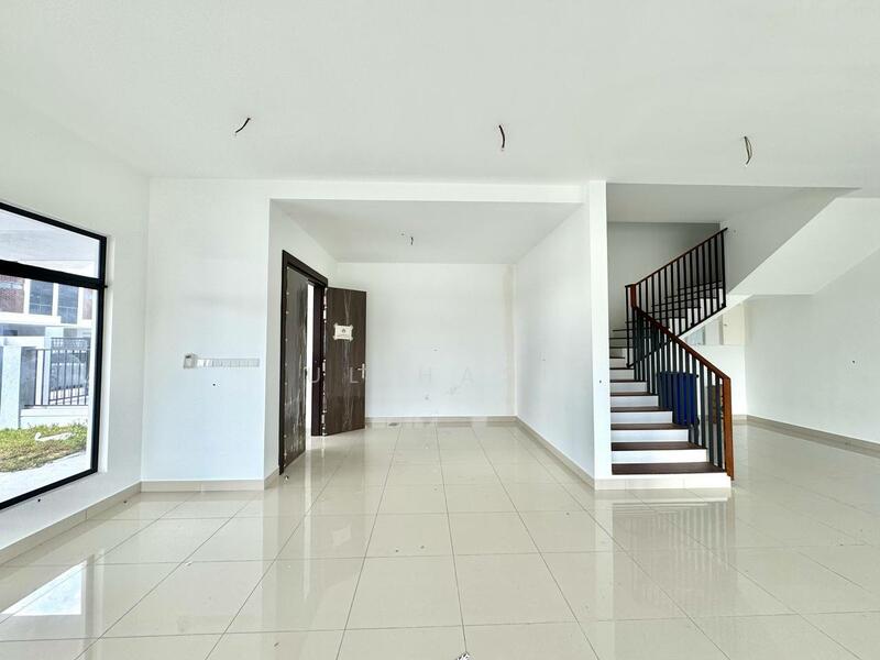 For Sale - The Eighth, Elmina Green