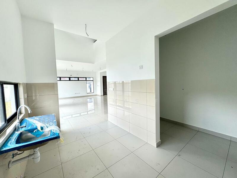 For Sale - The Eighth, Elmina Green