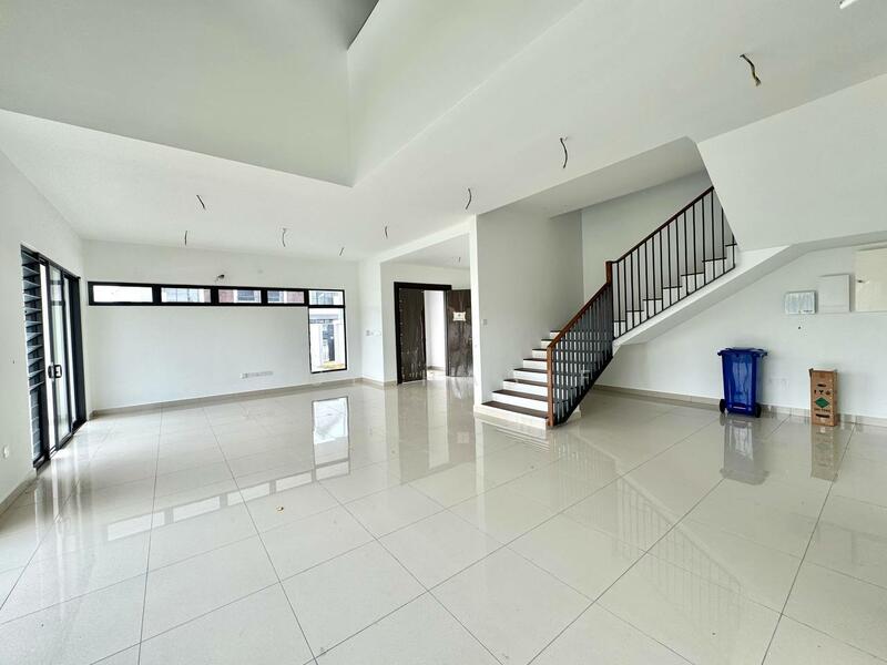 For Sale - The Eighth, Elmina Green