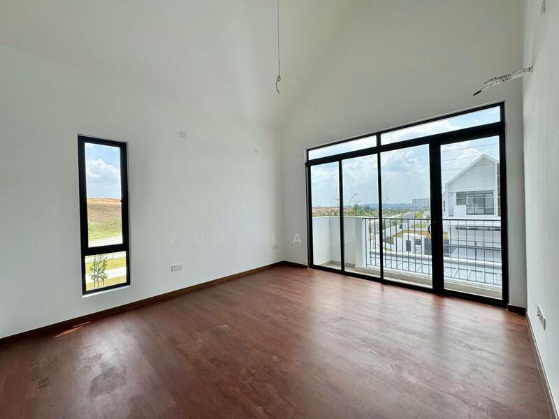 For Sale - The Eighth, Elmina Green