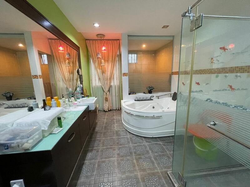 Rumah Teres untuk Dijual di Tanjung Bungah (Penang) - TS Lim - Bathroom - PropertyGuru.com.my