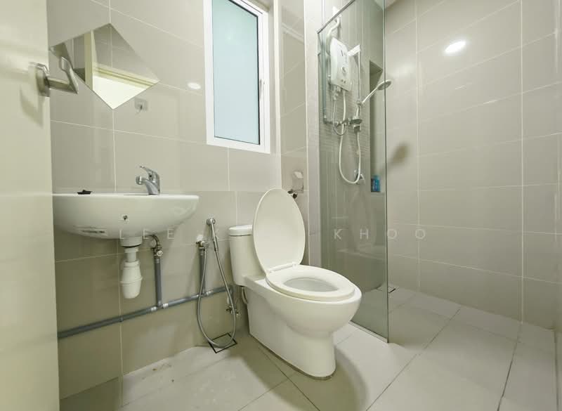 Orchard Ville untuk Untuk Disewa - RM 1,650 /bulan, Apr 2026 - Bathroom - PropertyGuru.com.my