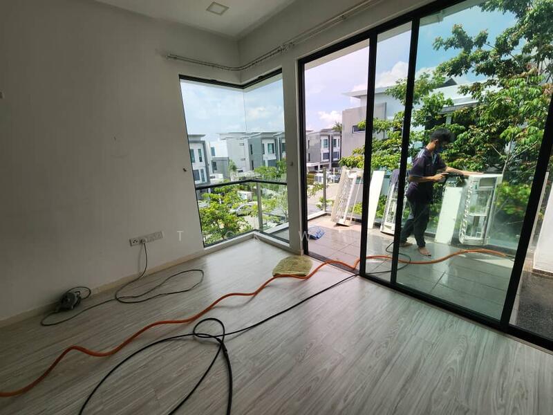 Rumah Teres 2 Tingkat untuk Disewa di Desa Melawati (Setapak) - Teck Wee - Balcony - PropertyGuru.com.my
