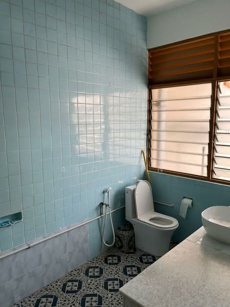 Rumah Teres untuk Dijual di Taman Green Lane (Jelutong) - Amos Sin - Bathroom - PropertyGuru.com.my