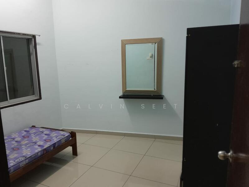 1-storey Terraced House for Rent in Batu Berendam (Melaka) - Calvin Seet - Bedroom - PropertyGuru.com.my