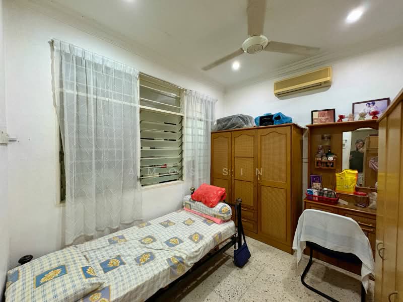 Rumah Teres untuk Dijual di Taman Green Lane (Jelutong) - Amos Sin - Bedroom - PropertyGuru.com.my