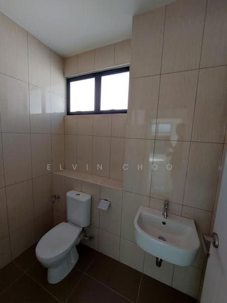 Bungalow House for Sale in Taman Santuari (Bukit Mertajam) - Elvin Choo - Bathroom - PropertyGuru.com.my