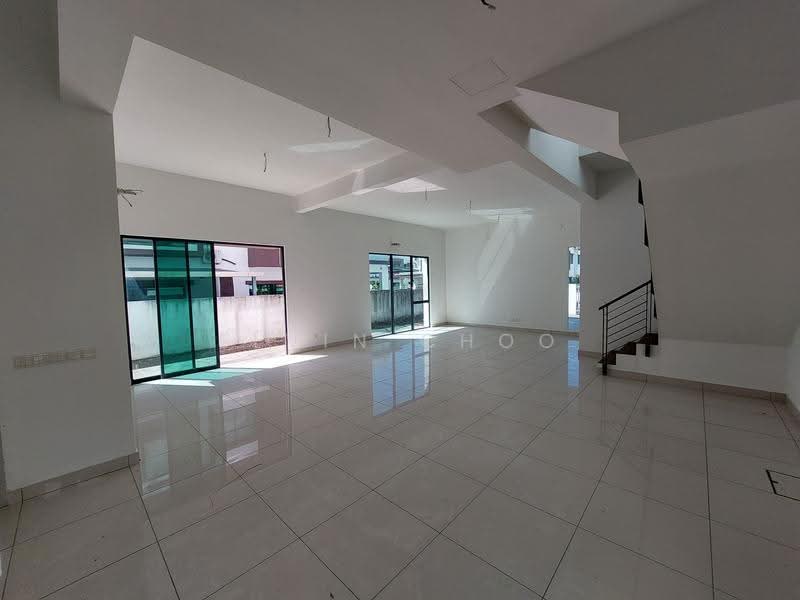 Bungalow House for Sale in Taman Santuari (Bukit Mertajam) - Elvin Choo - Living Room - PropertyGuru.com.my