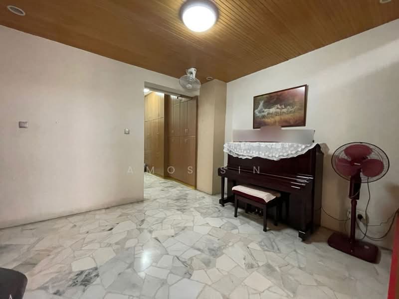 Terraced House for Sale in Paya Terubong (Ayer Itam) - Amos Sin - Living Room - PropertyGuru.com.my