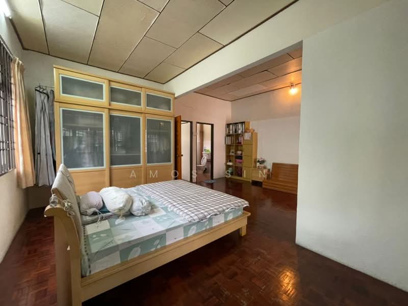Terraced House for Sale in Paya Terubong (Ayer Itam) - Amos Sin - Bedroom - PropertyGuru.com.my