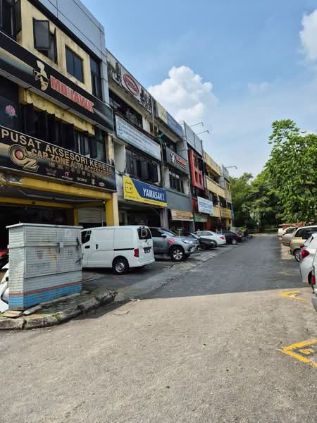 Kedai untuk Disewa di Seksyen 27 (Shah Alam) - David Tang - Exterior - PropertyGuru.com.my