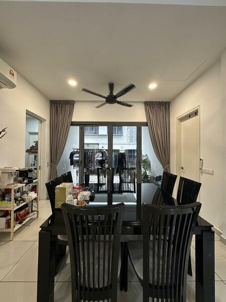 Semi-Detached House for Sale in Setia Alam (Selangor) - Jess Tee - Dining Room - PropertyGuru.com.my