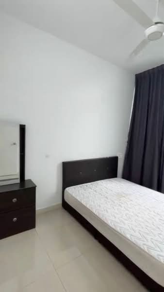 Servis Apartment untuk Dijual di Greenfield Regency - Rex Yong - Bedroom - PropertyGuru.com.my