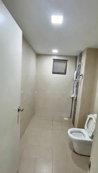 Servis Apartment untuk Dijual di Greenfield Regency - Rex Yong - Bathroom - PropertyGuru.com.my