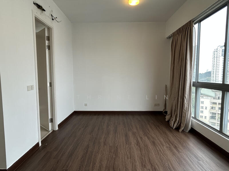 For Sale - Gateway Kiaramas