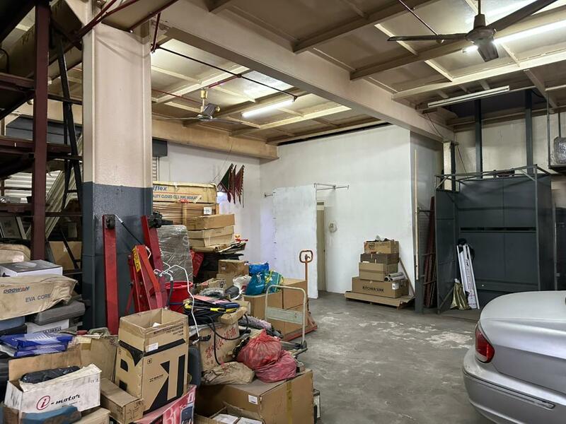 Terrace Factory for Sale in Desa Tun Razak (Cheras) - Sia Tung - Interior - PropertyGuru.com.my