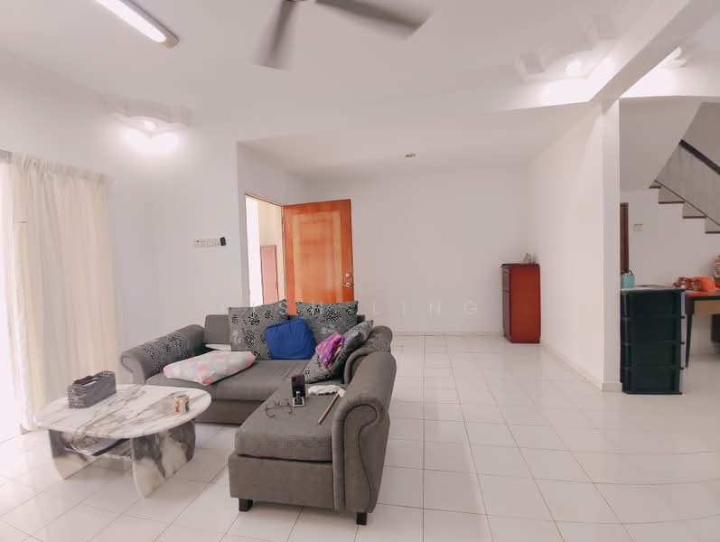 2-storey Terraced House for Sale in Taman Desa Palma (Bukit Mertajam) - Fish Ling - Living Room - PropertyGuru.com.my