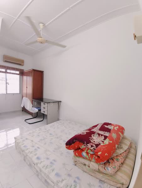 2-storey Terraced House for Sale in Taman Desa Palma (Bukit Mertajam) - Fish Ling - Bedroom - PropertyGuru.com.my
