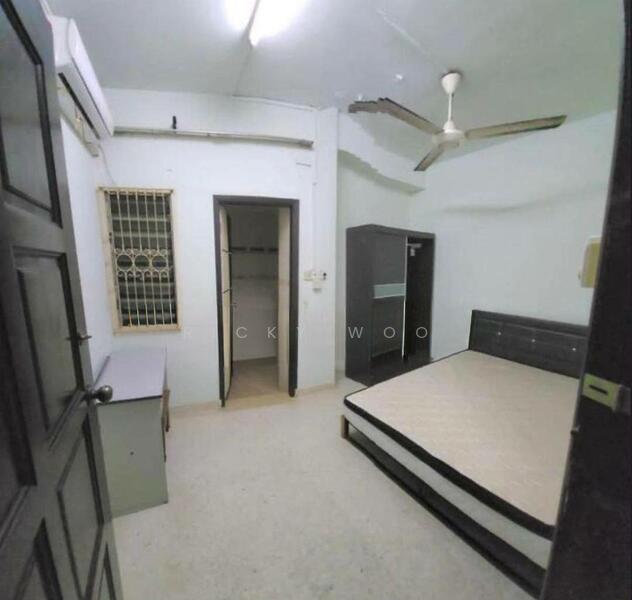 Untuk Dijual - Taman Pelangi