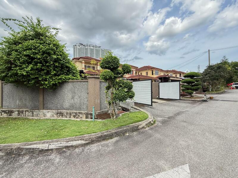 Semi-Detached House for Sale in Taman Ramal Suria (Bangi) - Mahirah . - Exterior - PropertyGuru.com.my