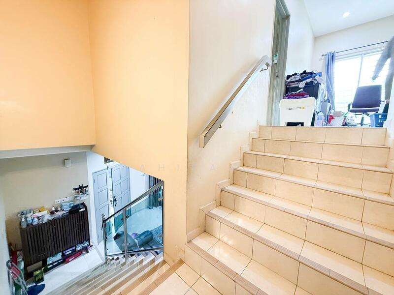 Semi-Detached House for Sale in Taman Ramal Suria (Bangi) - Mahirah . - Interior - PropertyGuru.com.my