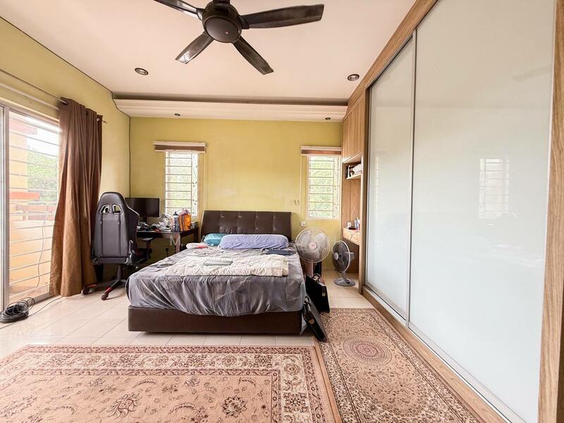Semi-Detached House for Sale in Taman Ramal Suria (Bangi) - Mahirah . - Bedroom - PropertyGuru.com.my