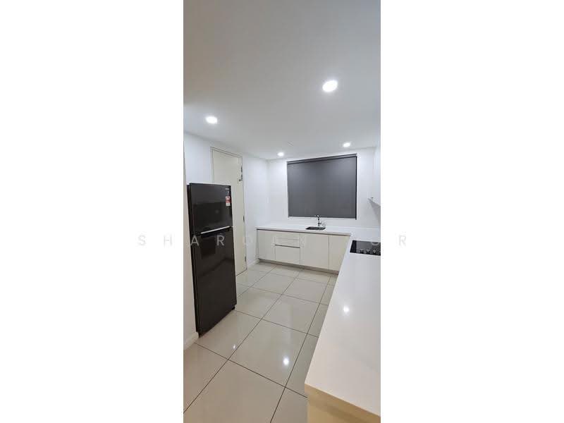 Kediaman Servis untuk Dijual di NOVUM - Sharoan Sor - Kitchen - PropertyGuru.com.my