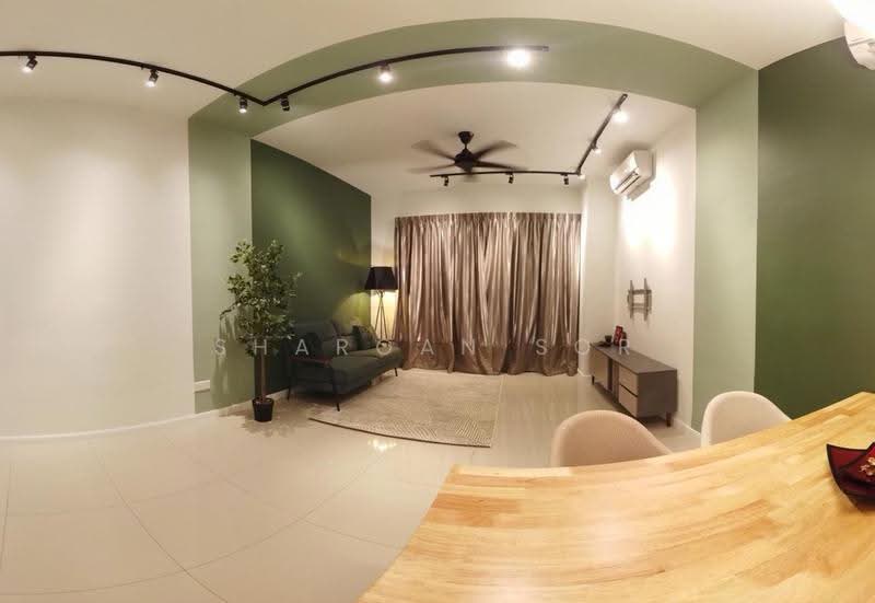 Kediaman Servis untuk Dijual di NOVUM - Sharoan Sor - Living Room - PropertyGuru.com.my