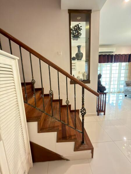 Untuk Disewa - Corner 2 storey Semi Detached House Lembah permai Tanjung Bungah