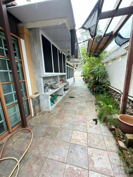 Untuk Disewa - Corner 2 storey Semi Detached House Lembah permai Tanjung Bungah