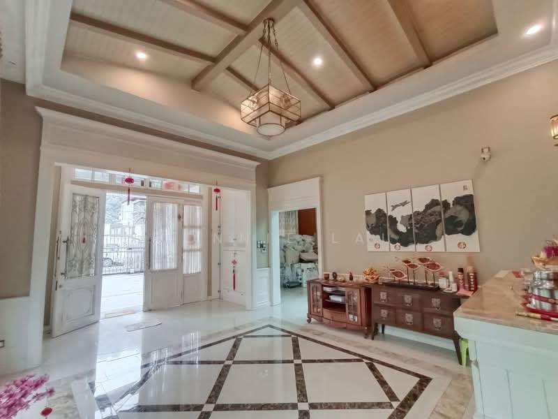 Bungalow for Sale in Meru Valley (Ipoh) - Connie Lai - Entrance - PropertyGuru.com.my