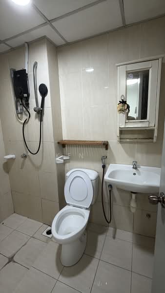 Condominium for Rent at Royal Domain Sri Putramas 2 - Ken . - Bathroom - PropertyGuru.com.my