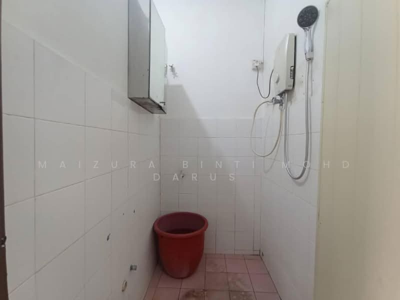 1-storey Terraced House for Sale in Semenyih (Selangor) - Maizura binti Mohd Darus - Bathroom - PropertyGuru.com.my