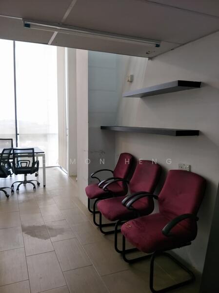 Untuk Disewa - Empire Subang