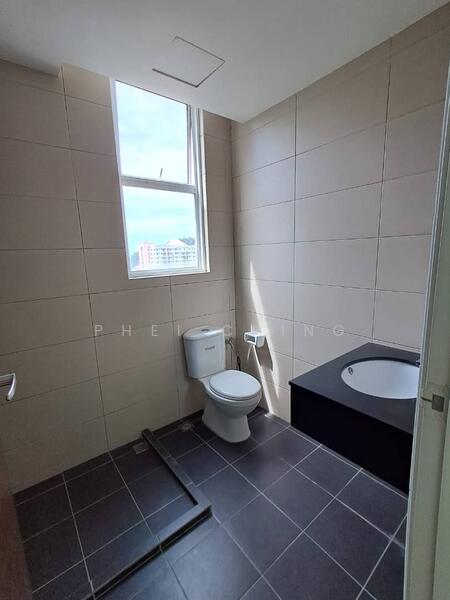 Bedroom 1 - with en-suite bathroom