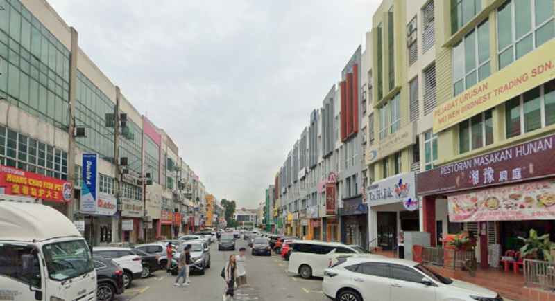 For Sale - 4 Storey Shop Lot in Bandar Puteri Puchong