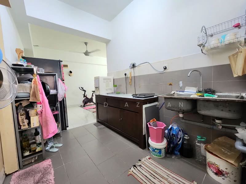 Apartment for Sale at Pangsapuri Damai - Ajwad Azizan - Kitchen - PropertyGuru.com.my