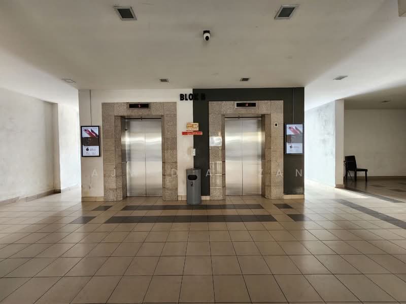 Apartment for Sale at Pangsapuri Damai - Ajwad Azizan - Lobby - PropertyGuru.com.my