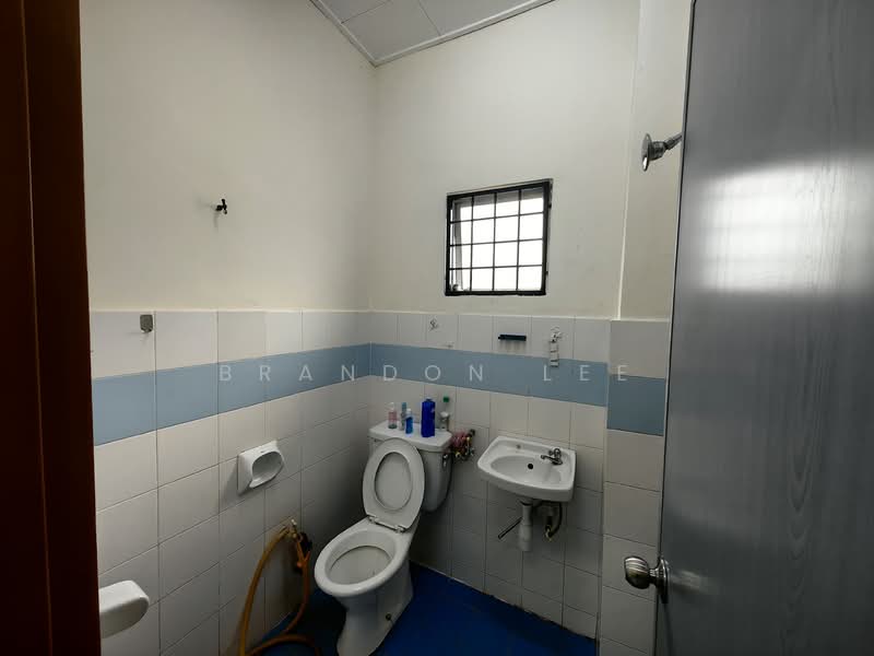 2-storey Terraced House for Sale in Templer Suasana (Rawang) - Brandon Lee - Bathroom - PropertyGuru.com.my