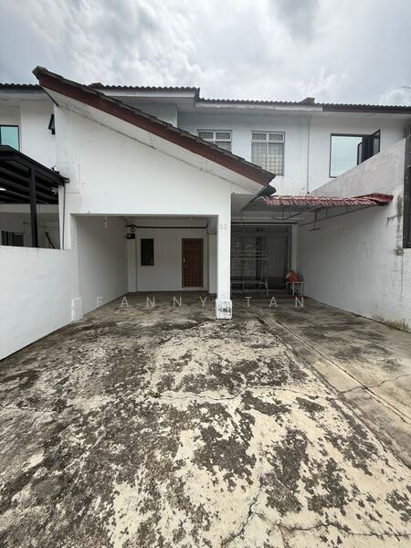 Untuk Dijual - Taman Megah Ria