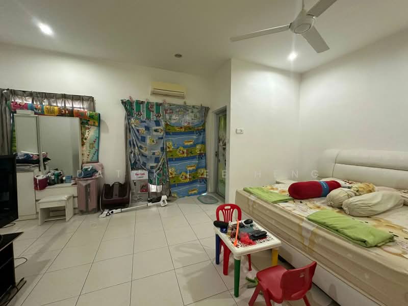 Rumah Teres 2 Tingkat untuk Dijual di Taman Perpaduan Koperasi (Tambun) - Datuk Lee Heng - Bedroom - PropertyGuru.com.my