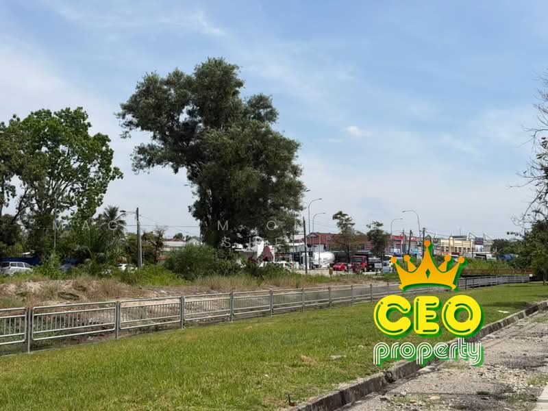 Shop for Rent in Taman Perwira Indah (Simpang Ampat) - Magnumm Ong Theng Shen - Exterior - PropertyGuru.com.my