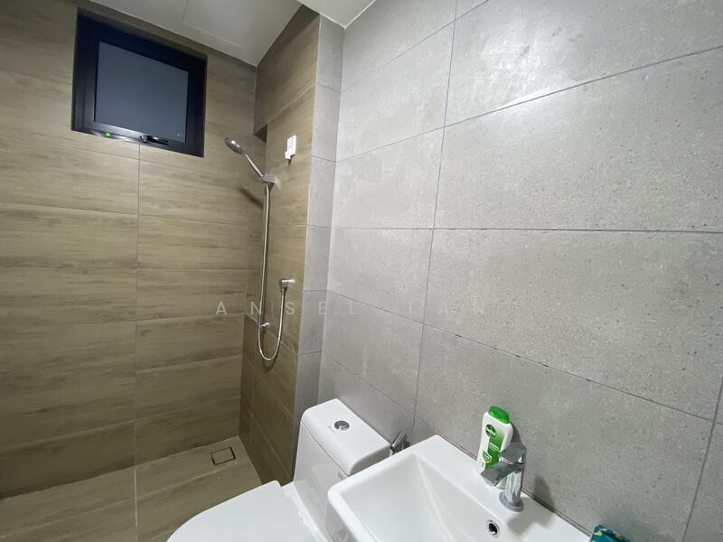 Service Residence for Rent at Vivo Executive Apartment - Ansel Tan - Bathroom - PropertyGuru.com.my