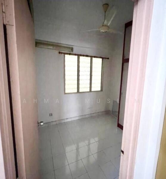 For Sale - Prisma Perdana